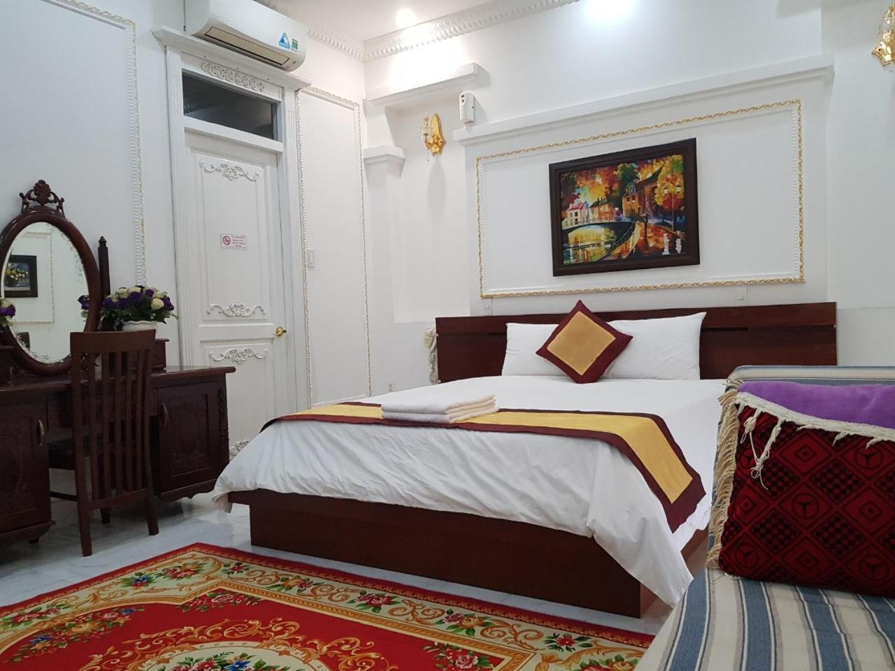 Kim Cuong - Hotel Near Tan Son Nhat Airport Ho Chi Minh City Exterior photo